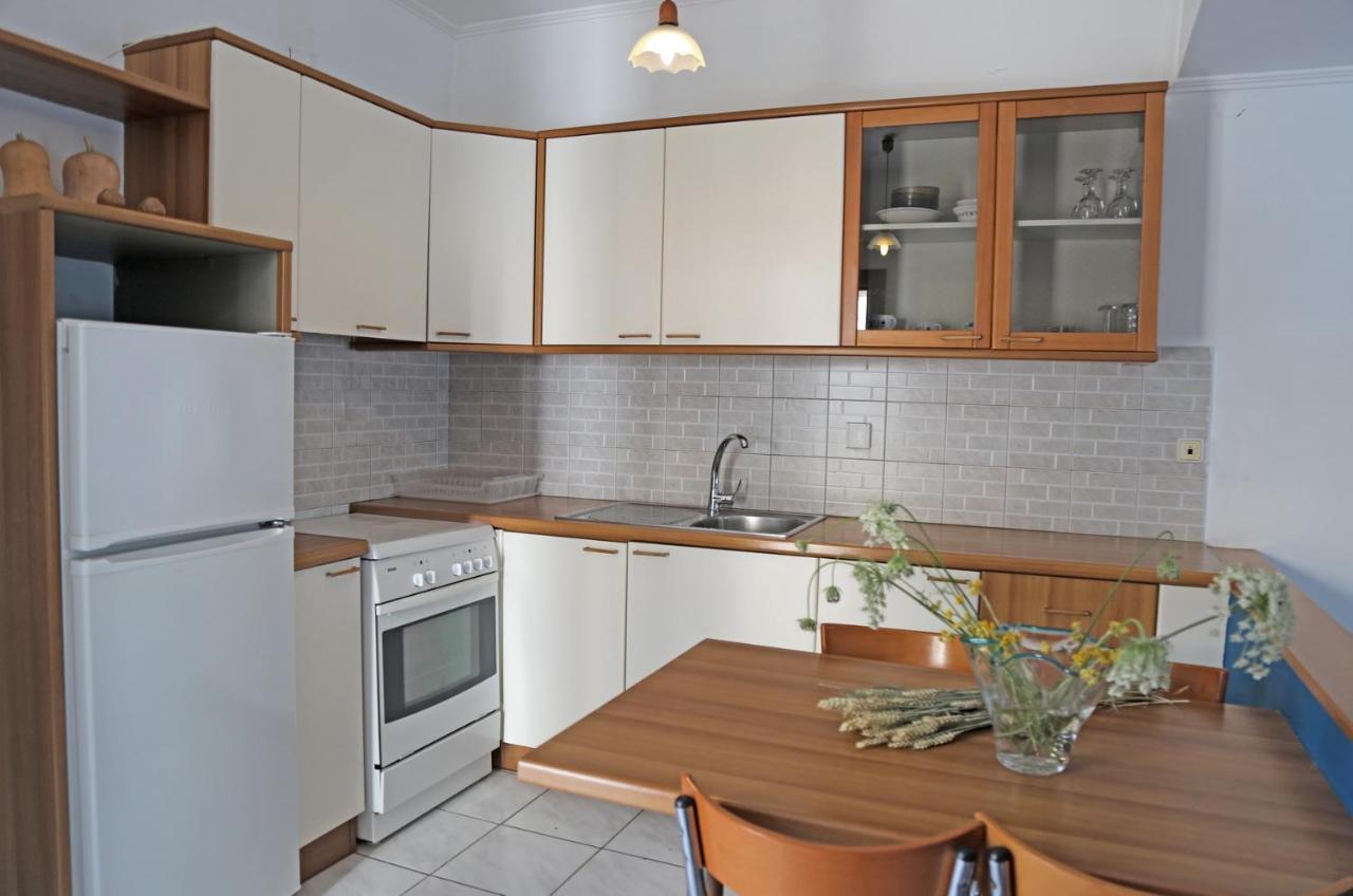 Βlue Comfort Apts-Sitia Apartment Екстериор снимка