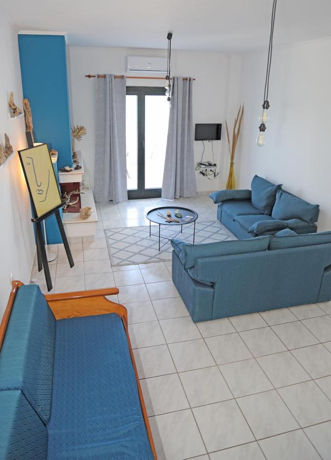 Βlue Comfort Apts-Sitia Apartment Екстериор снимка