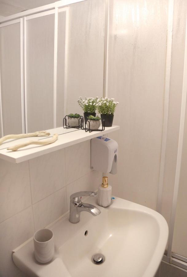 Βlue Comfort Apts-Sitia Apartment Екстериор снимка